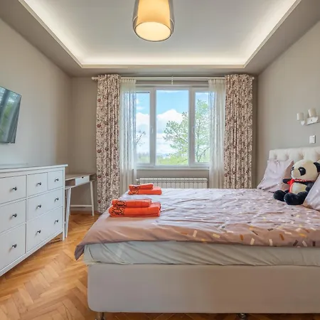 The Right Choice 12 * Sofia